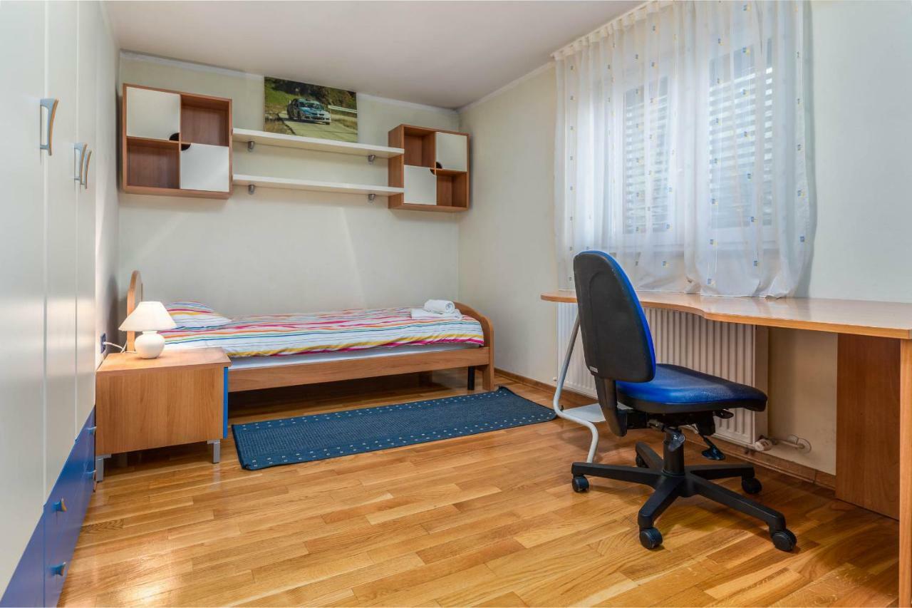 Apartment Villa Nera Пула Экстерьер фото