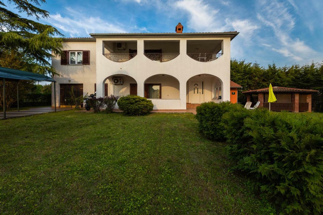 Apartment Villa Nera Пула Экстерьер фото
